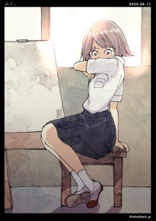 椅子に座る制服の少女。