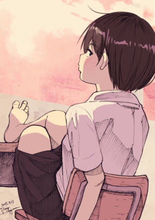 窓辺で空を見つめる少年。