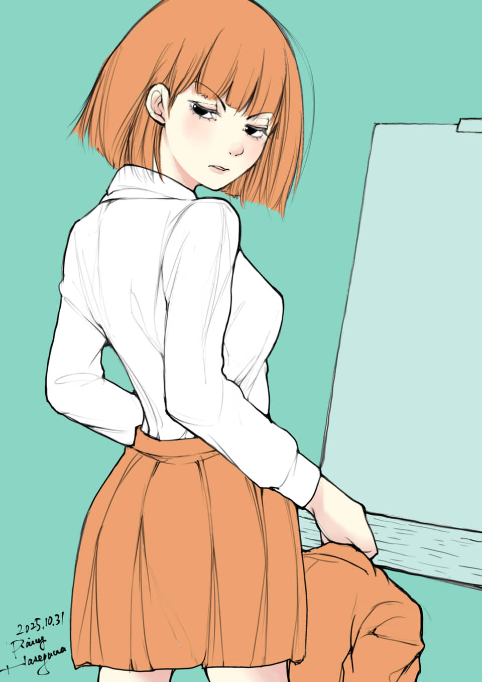 白シャツの女性が振り向く情景。