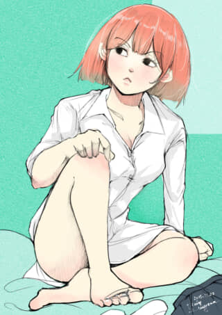 女性が座っているアニメ風イラスト。