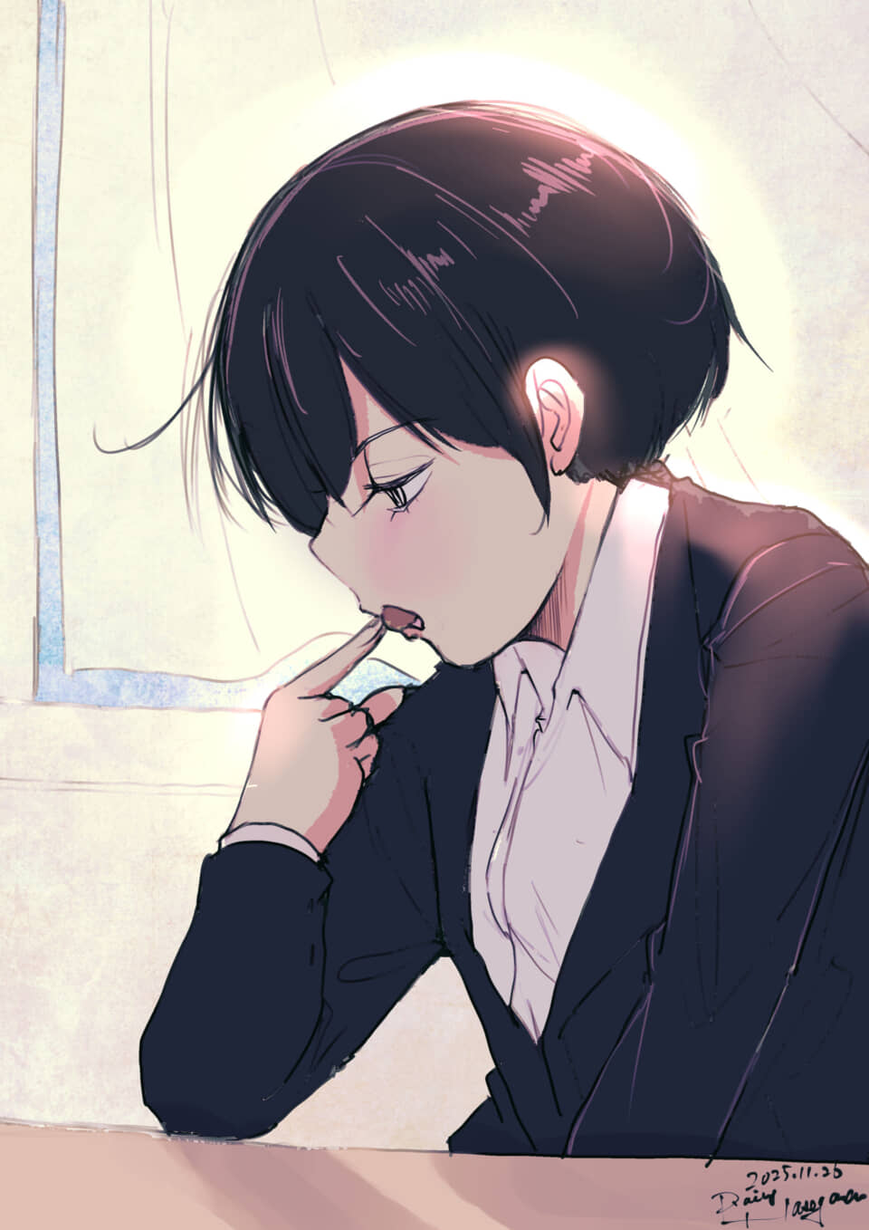 女子学生が何かを食べている。