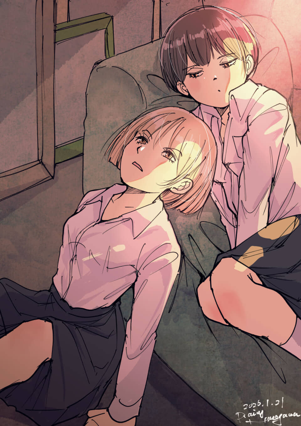 制服の少女二人、休息中。