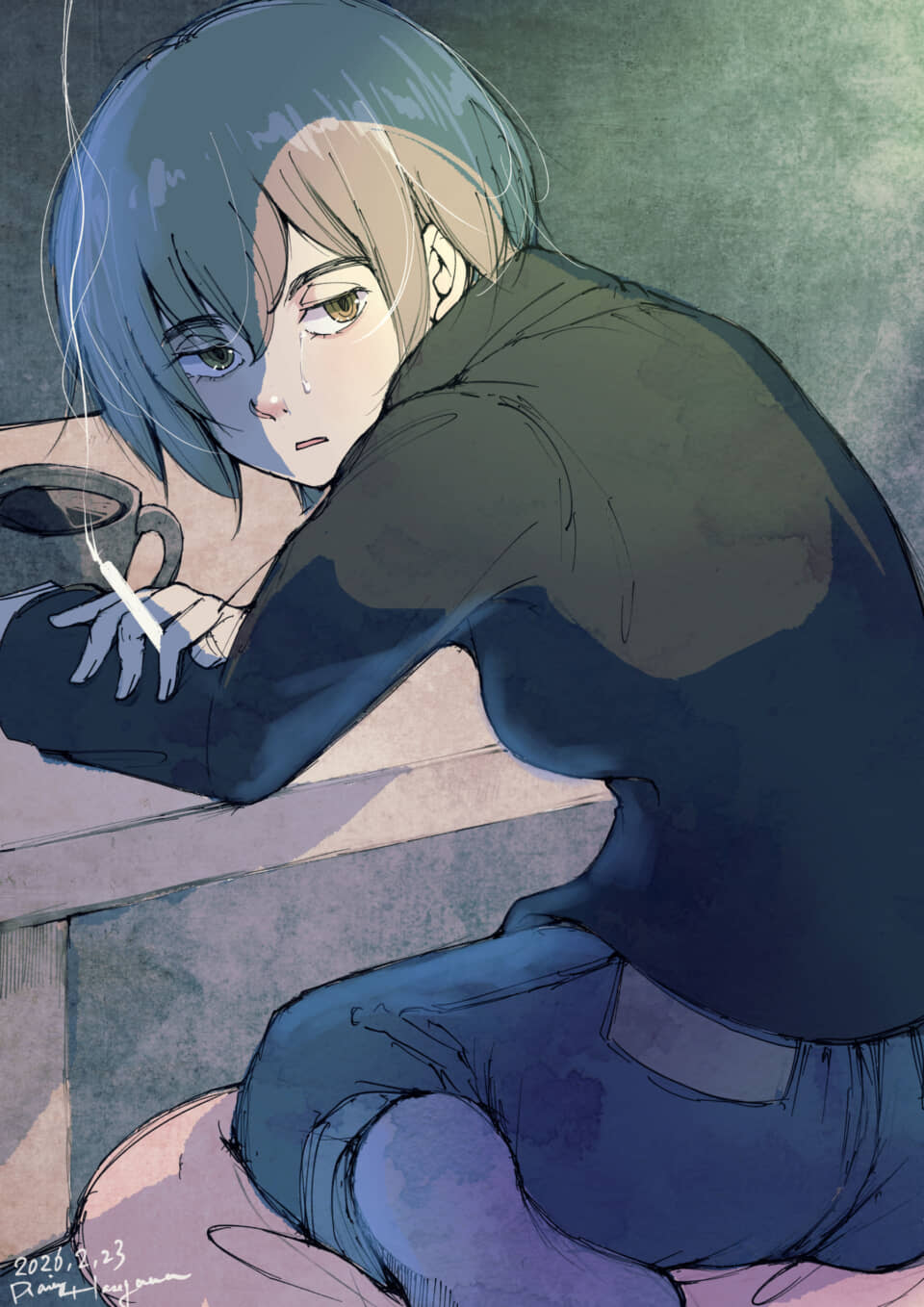 机に伏せ、涙を流しタバコを持つ女性。