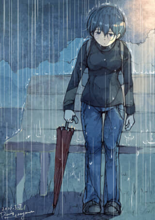 雨の中、傘を手にうつむく少女。