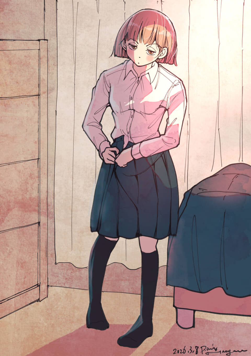 制服姿の女性がスカートを直す