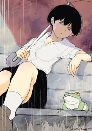 雨の中、傘をさしてカエルと並んで座る黒髪の少年。